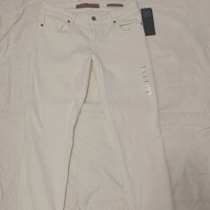White ultra skinny jeans
